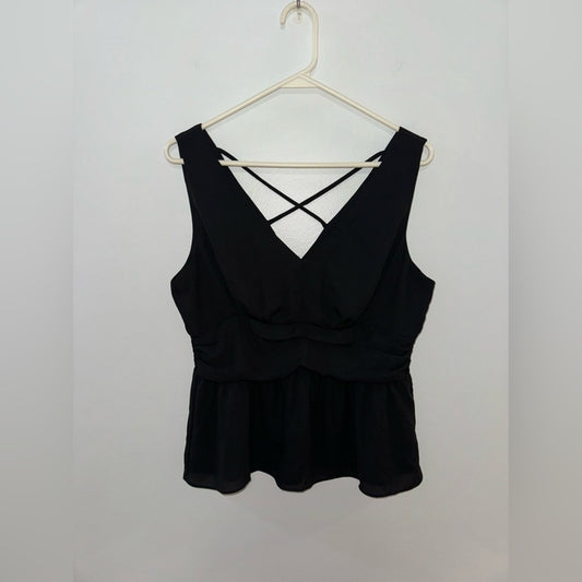 Pre-Owned MD Maurice’s Black Flowly Sleeveless Blouse
