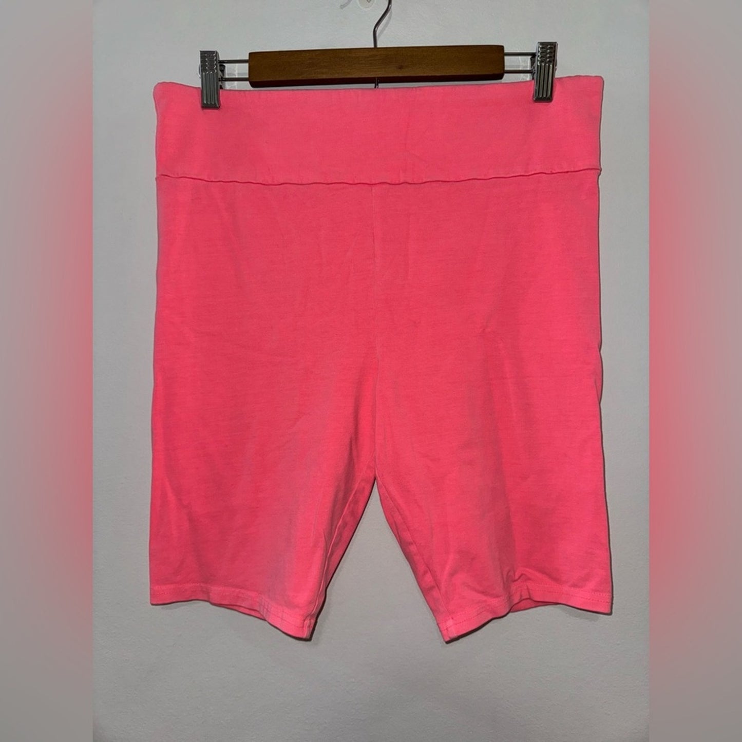 Pre-Owned XL Wild Fable Hot Pink Biker Shorts