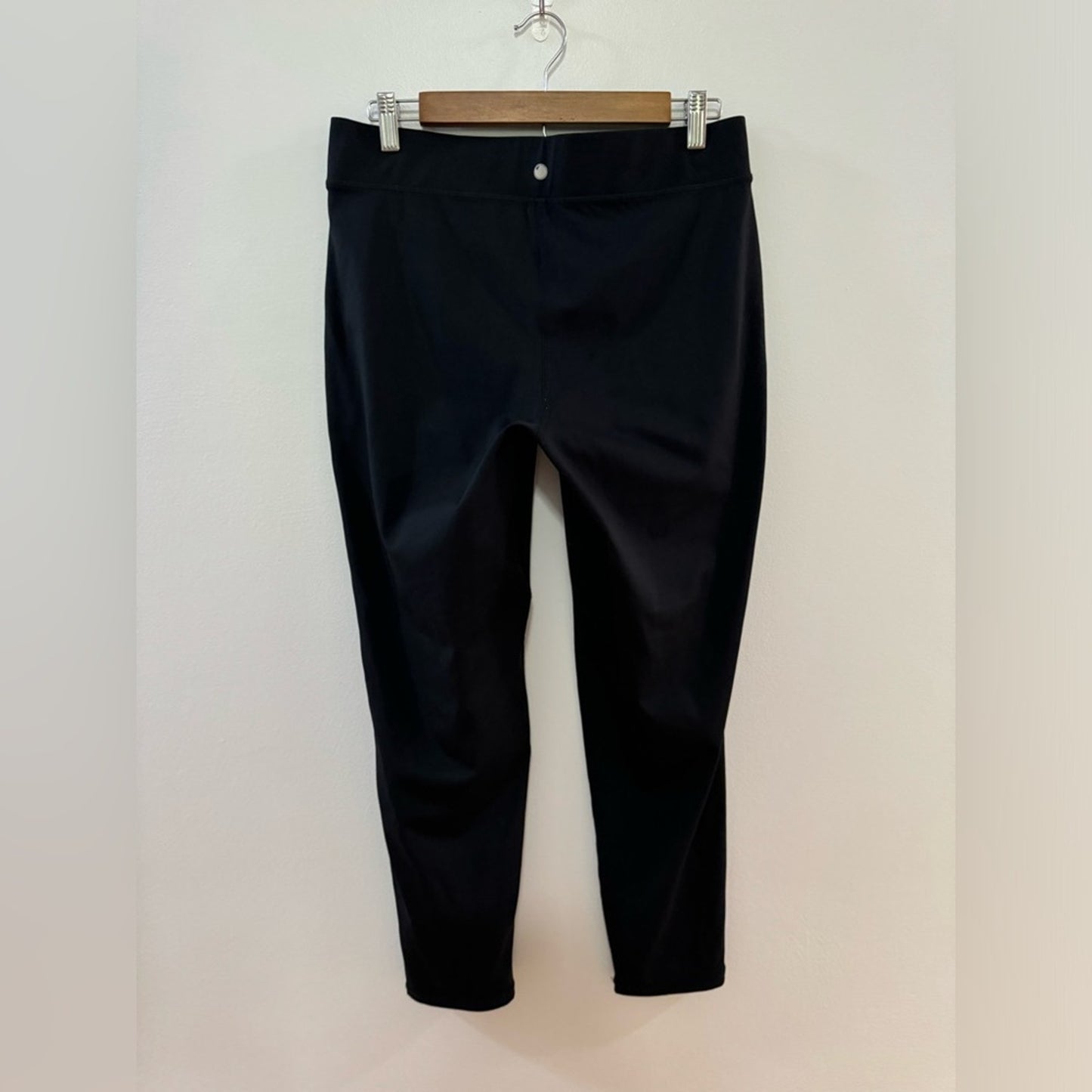 Pre-Owned SM Yogalicious Lux Black Leggings