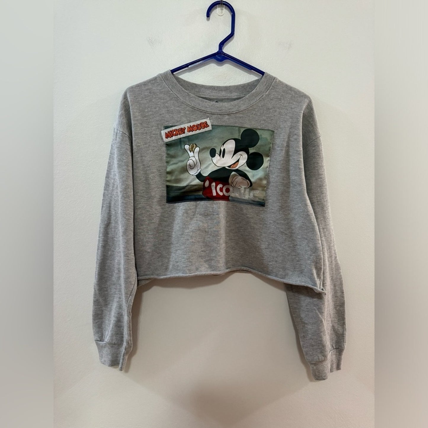 Pre-Owned XL Disney Mickey Mouse Heather Grey Cropped Sweatshirt