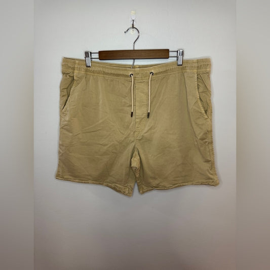 Pre-Owned XL American Eagle Tan Shorts 7” Inseam