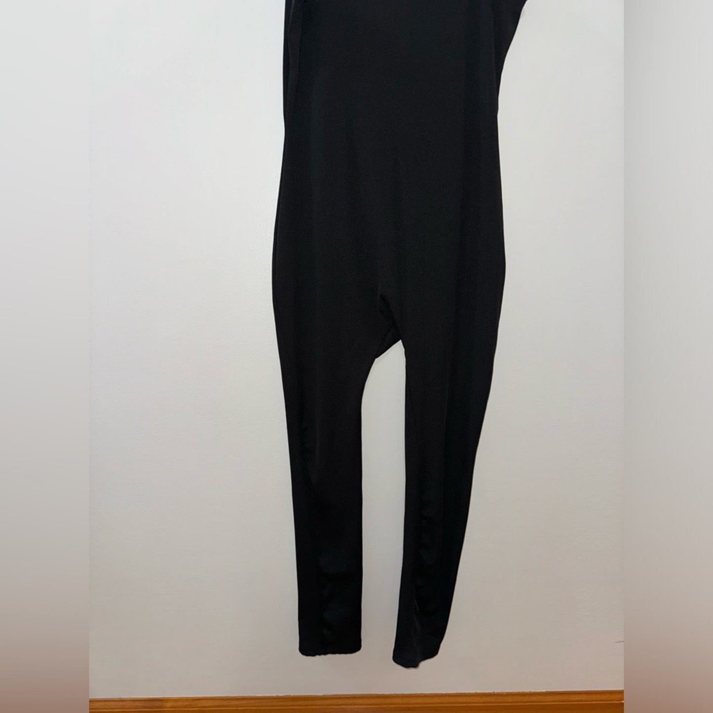 Pre-Owned MD Unbranded Black Ribbed Jumpsuit