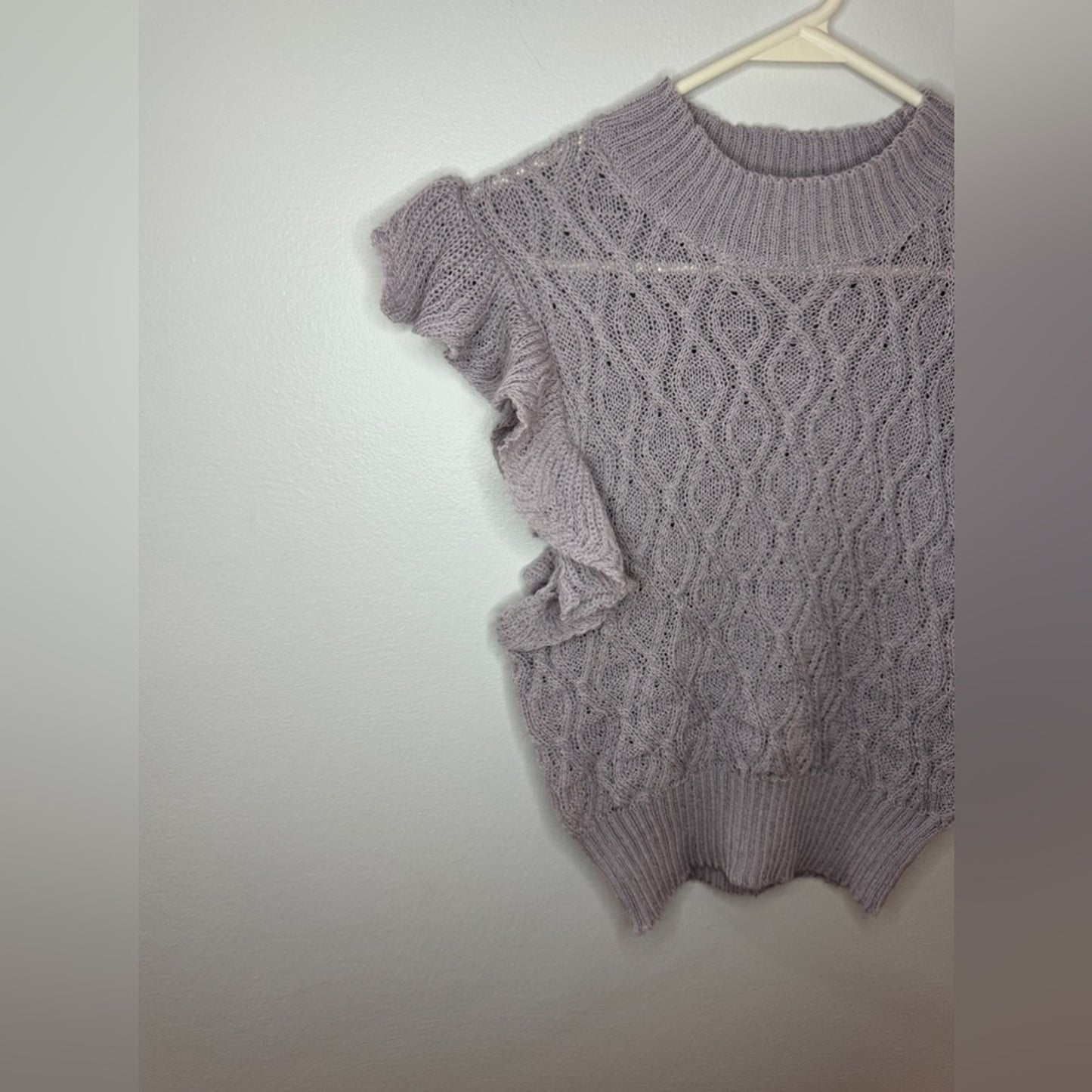 Pre-Owned MD Dreamers by Debut Grey Kintted Sleeveless Sweater