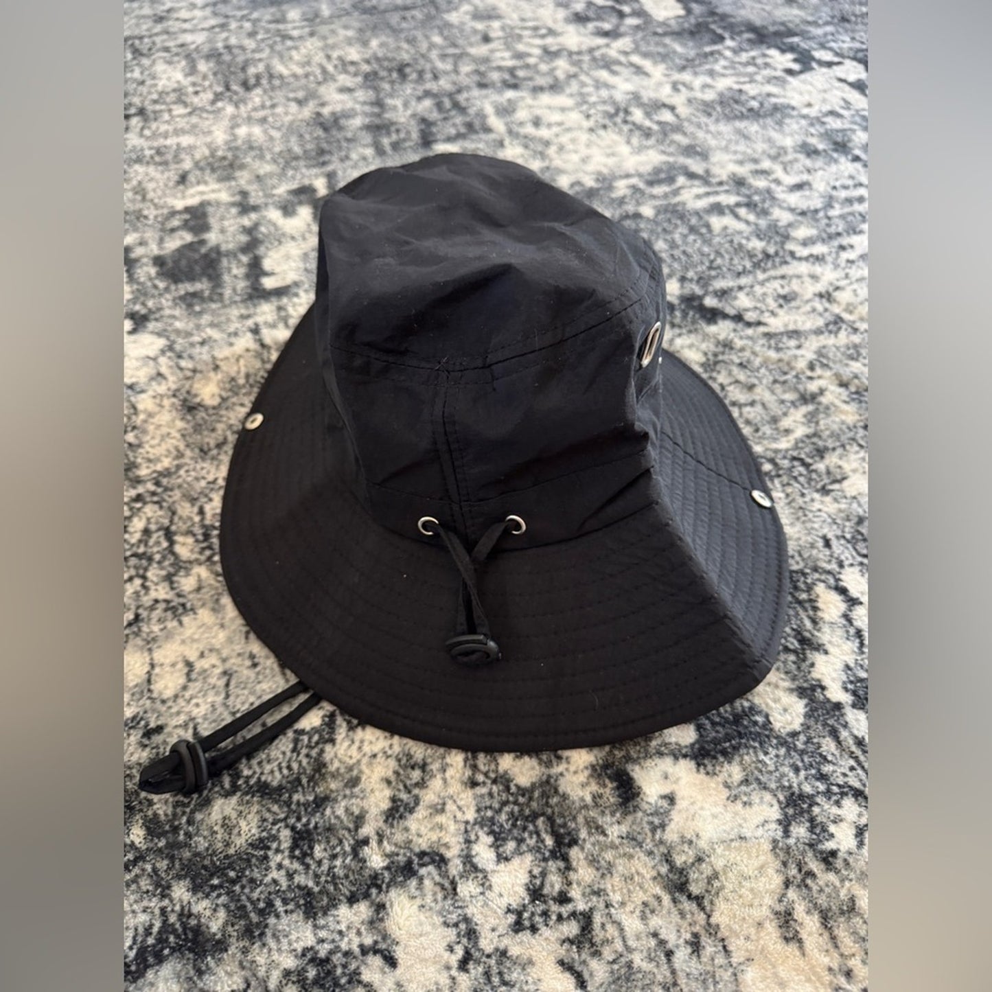 Pre-Owned Unbranded Black Bucket Hat/Sun Hat