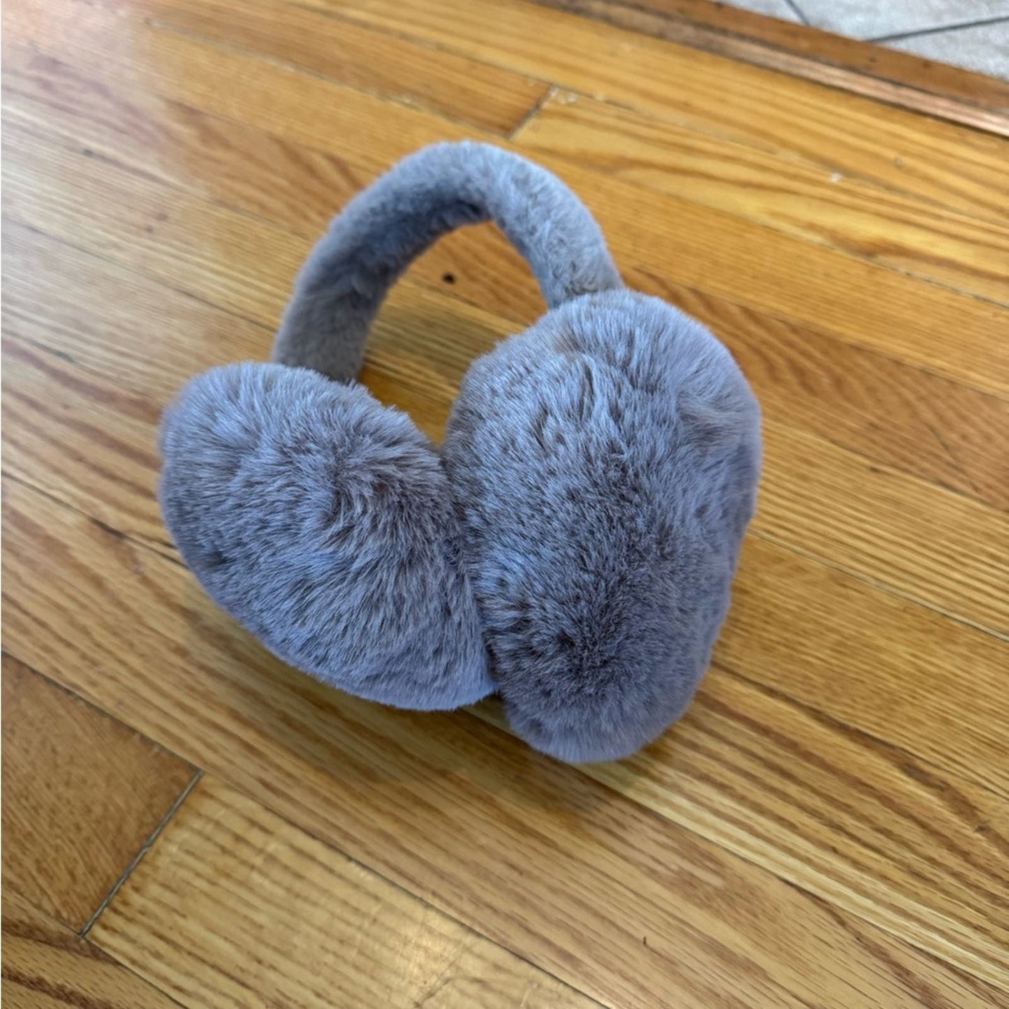 Pre Owned Earmuffs