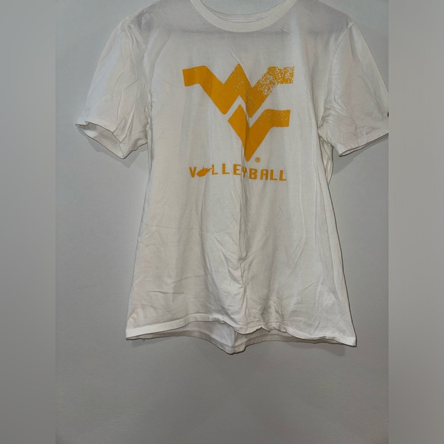 Pre-Owned MD Nike Athletic Cut White WVU Volleyball Shirt