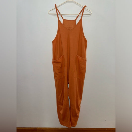 Pre-Owned SM Unbranded Orange Zipper Jumpsuit