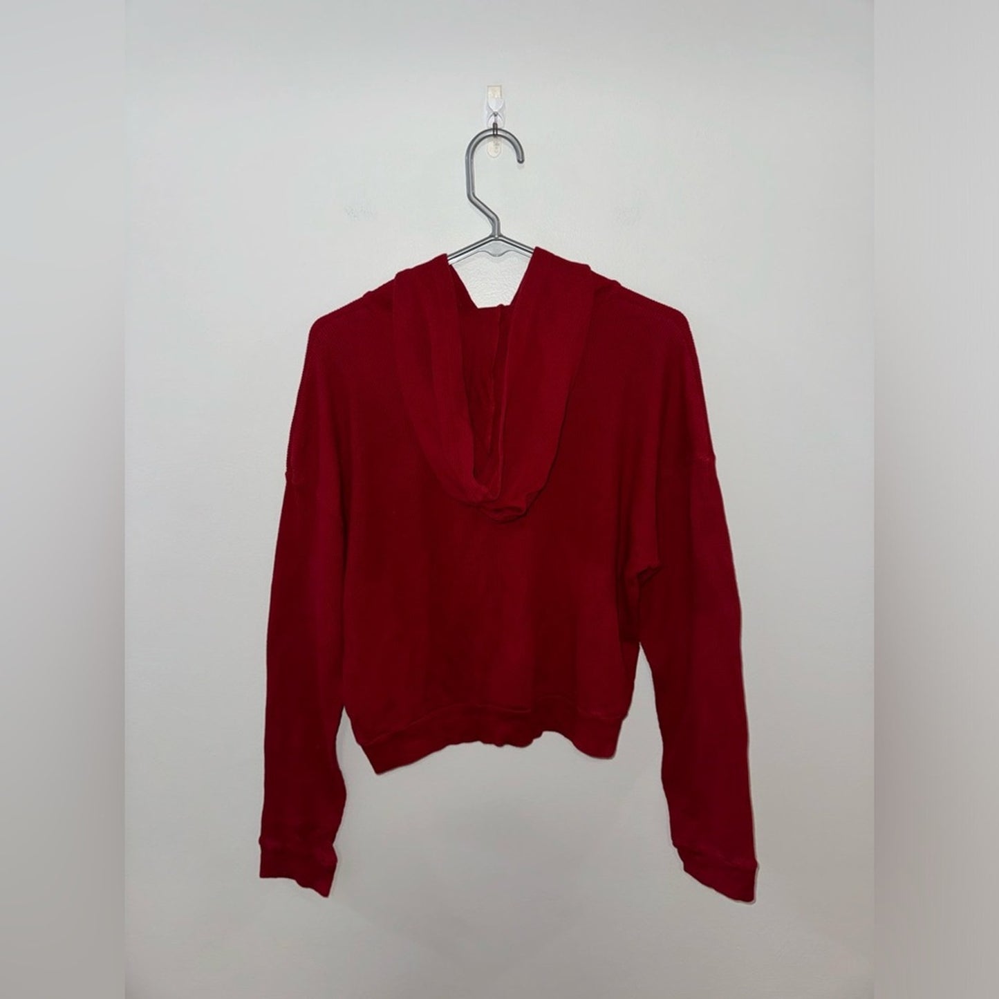 Pre- Owned MD Forever 21 Red Waffle Knit Cropped Hooded Long Sleeve Shirt