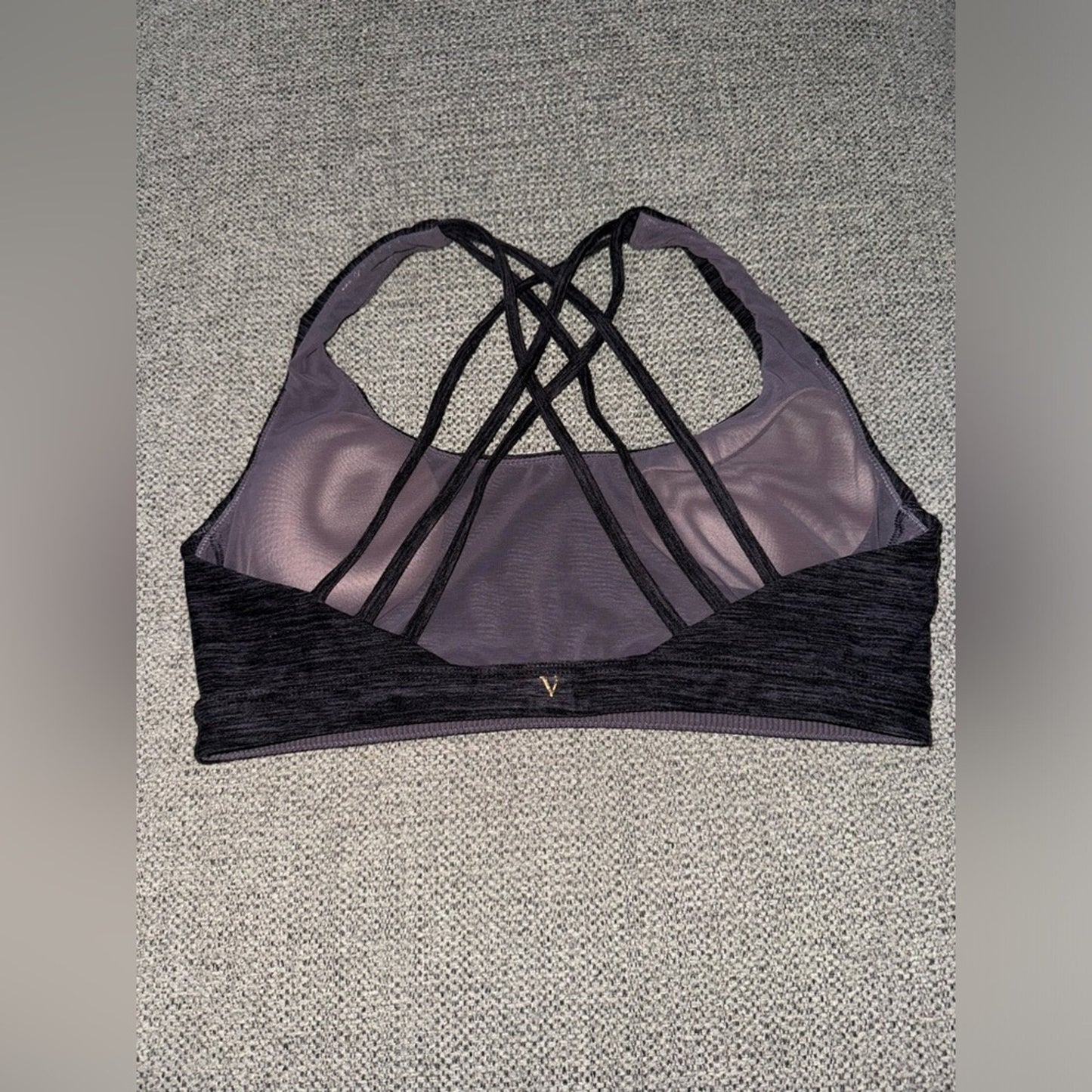 Pre-Owned MD Victoria’s Secret Dark Heather Grey Cross Back Sports Bra