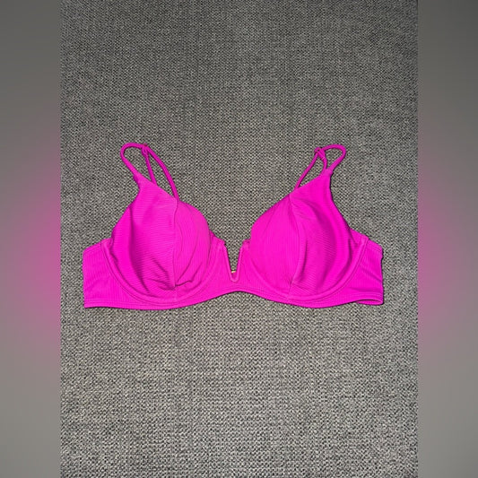 Pre-Owned LG Ambrielle Pink Ribbed Bikini Top