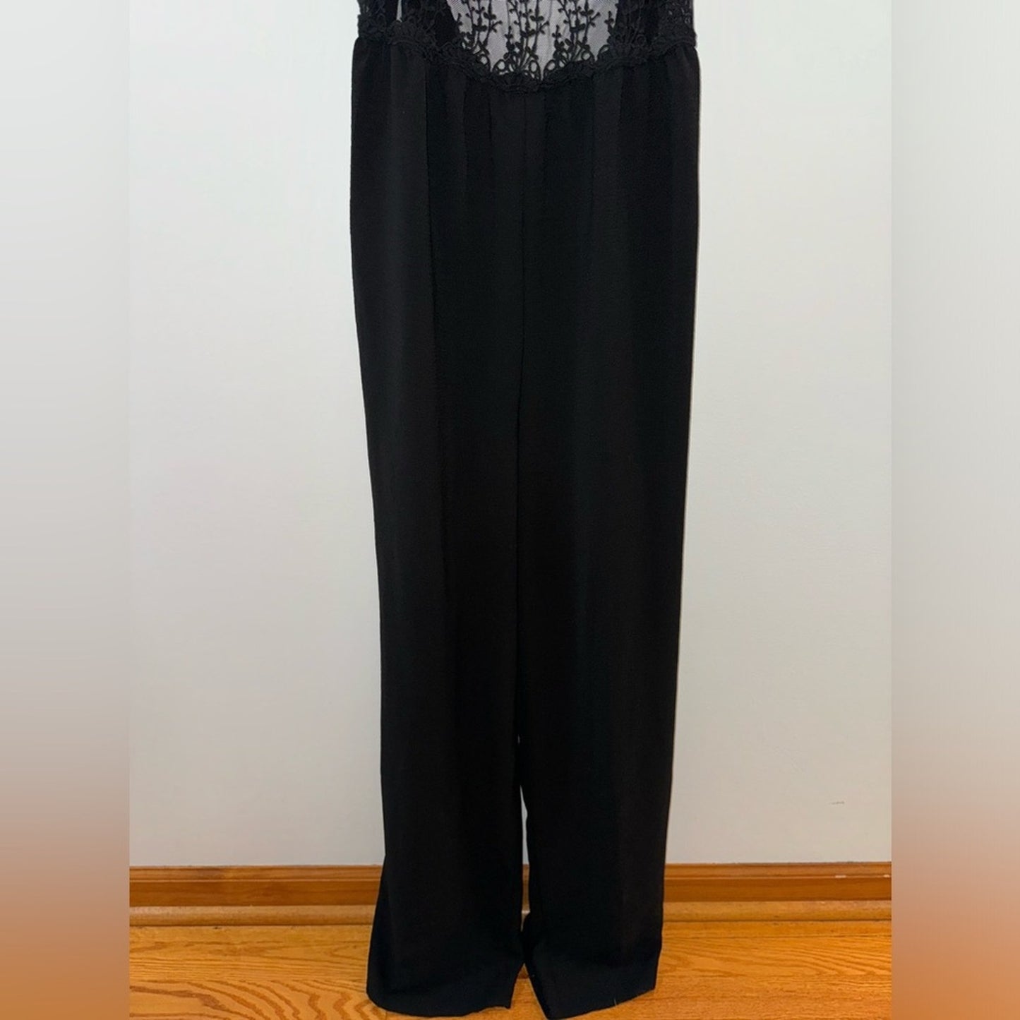 Pre-Owned LG Blashe Black Lace Jumpsuit