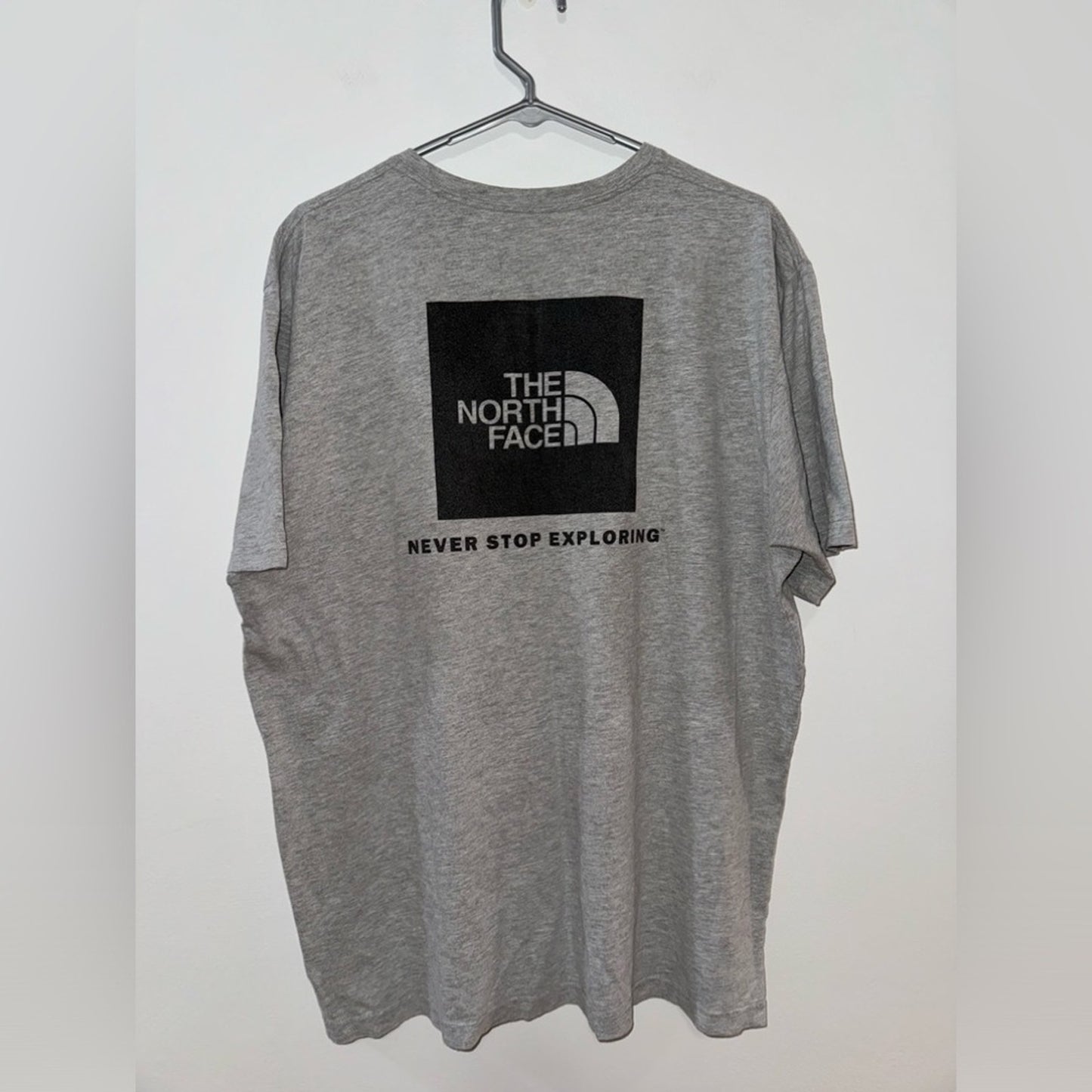 Pre-Owned XL The North Face Grey Logo T-Shirt