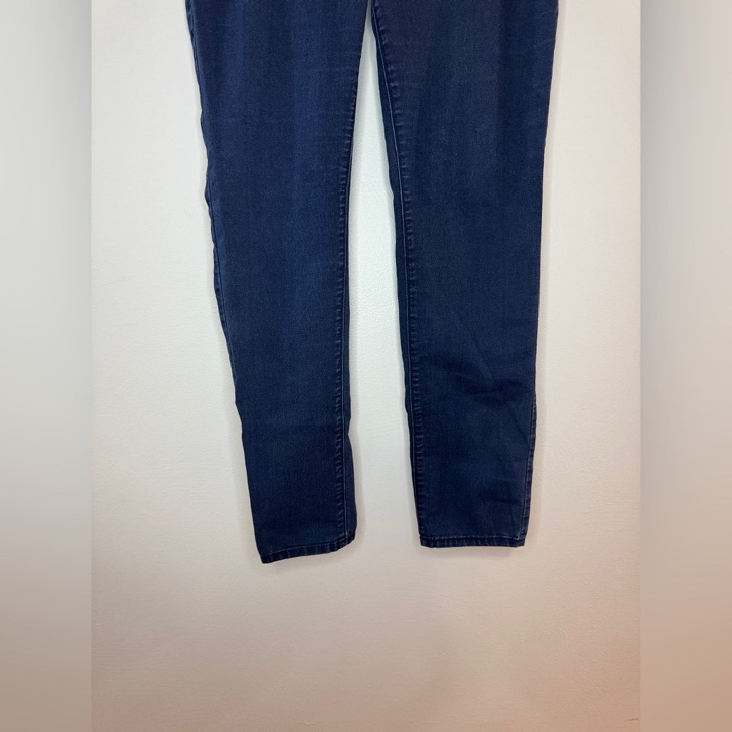 Pre-Owned Size 12 American Eagle Blue Stetch Jegging