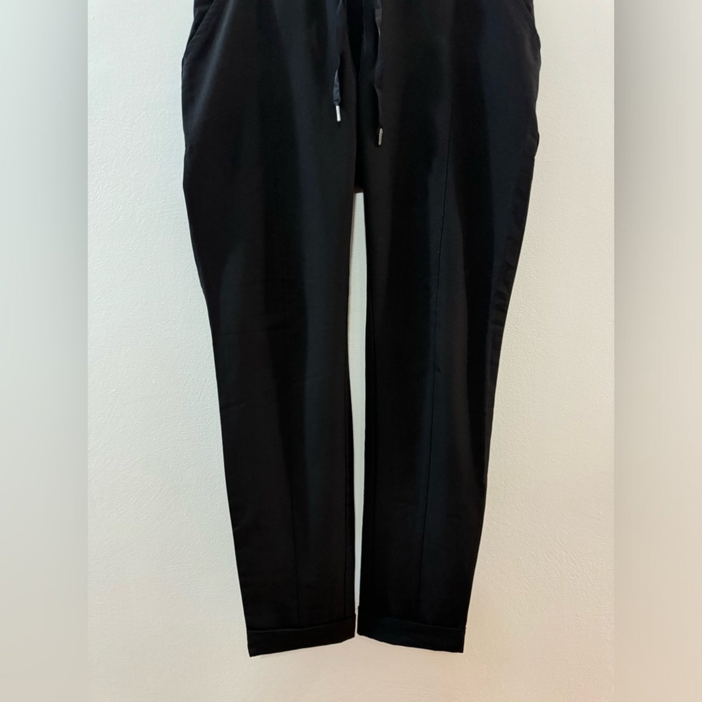 Pre-Owned SM Kyodan Black Drawstring Cuffed Pants