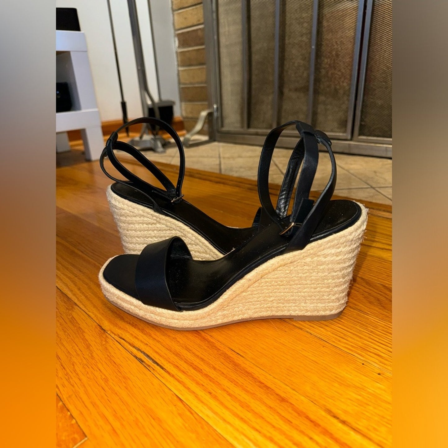 Pre-Owned Size 8.5W A New Day Black/Tan Wedges