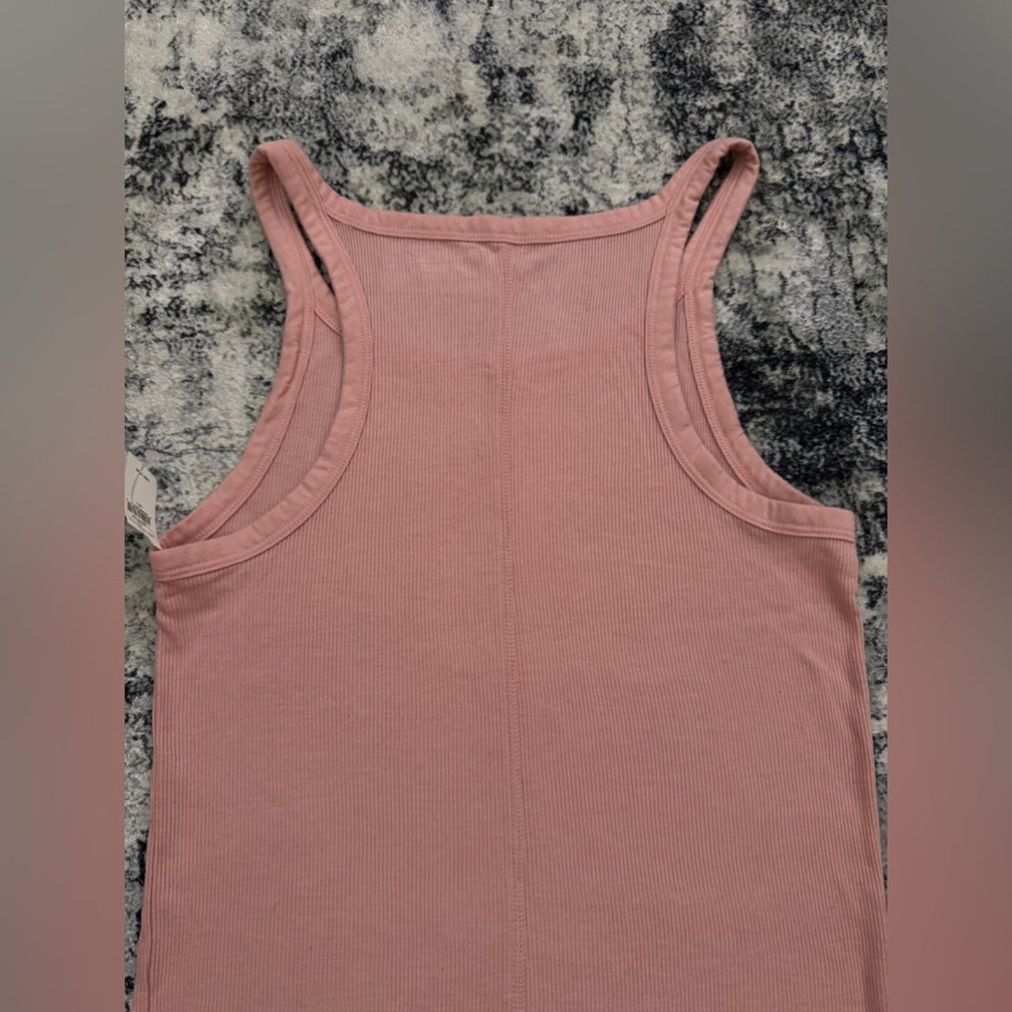 BNWT LG Aerie Peach Ribbed Tank Top