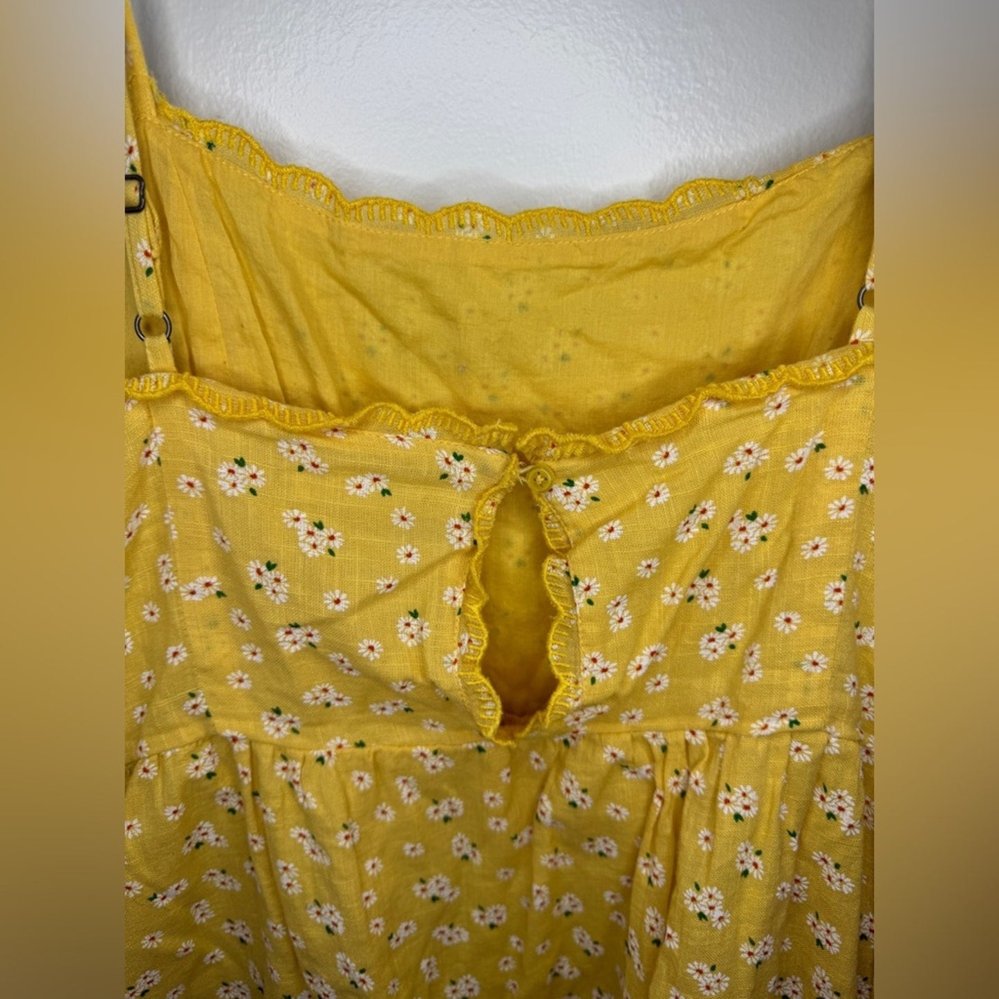 Pre-Owned LG Aeropostale Yellow Floral Dress