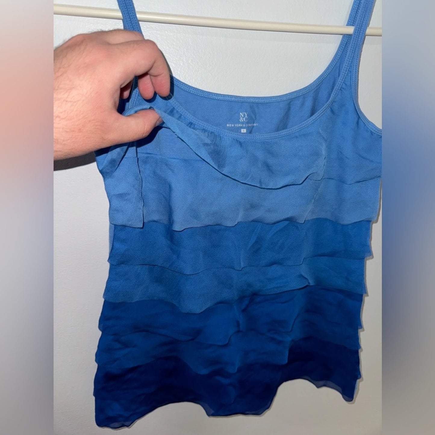 Pre-Owned SM New York and Company Blue Ombré Tank Top