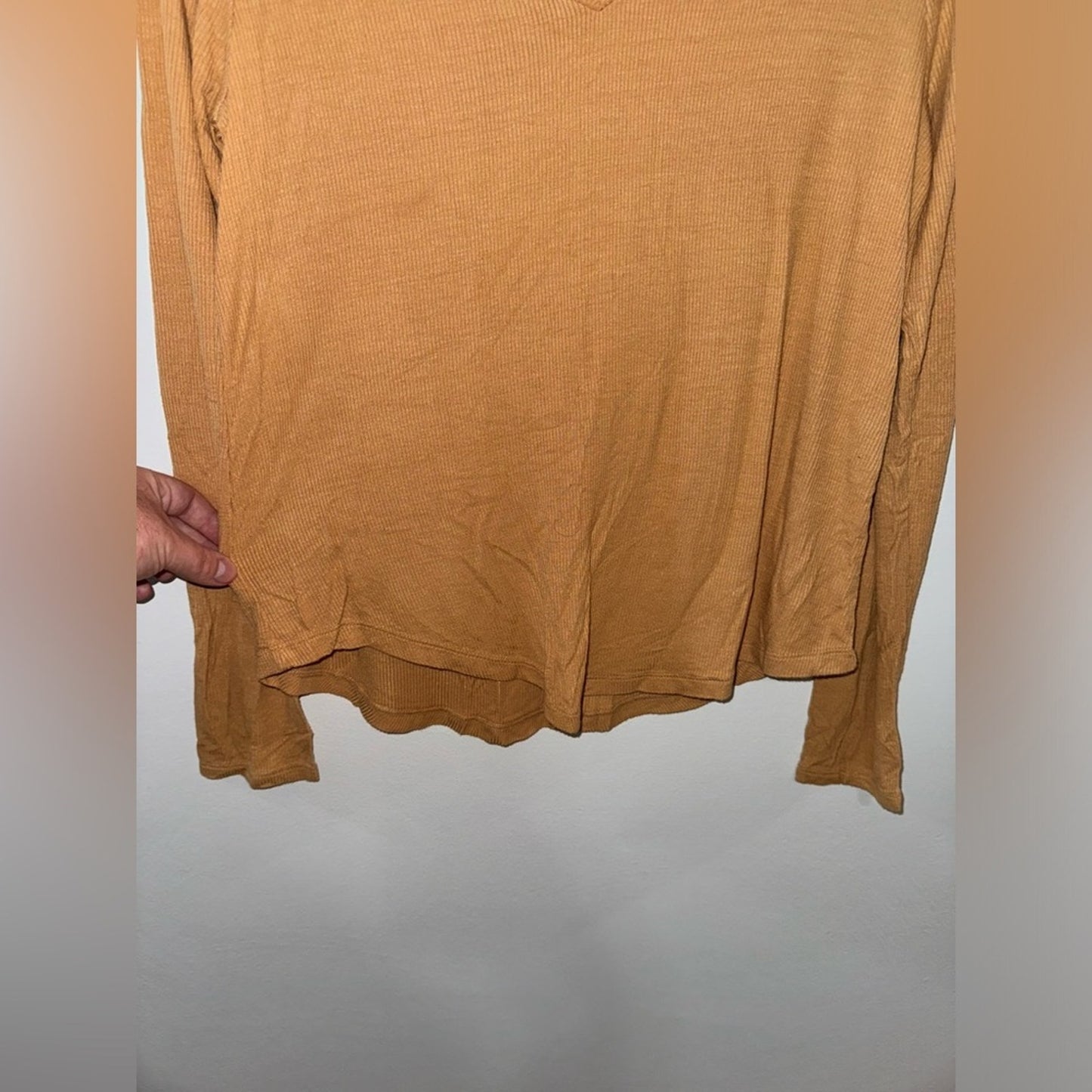 Pre-Owned MD Aeropostale Seriously Soft PerfectV Light Brown Ribbed Long Sleeve