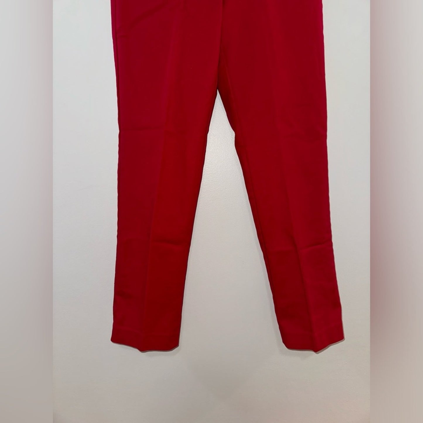 Pre-Owned Size 6 Rafaella Red Dress Pants