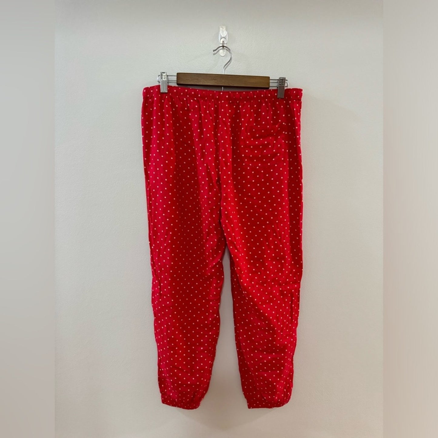 Pre-Owned MD Victoria’s Secret Red/White Polka Dot Sleep Pants