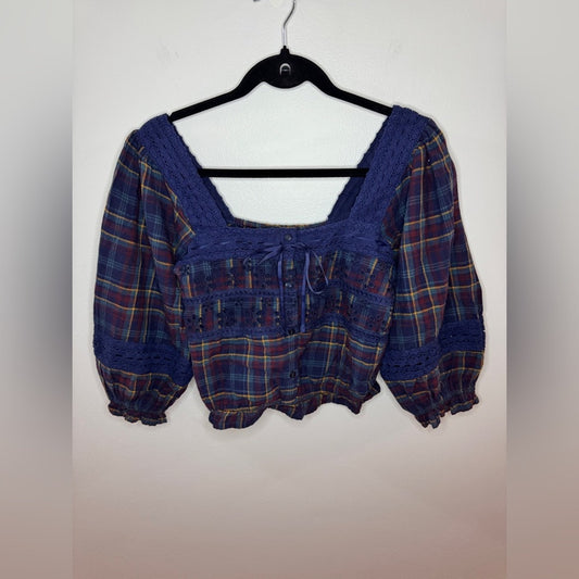 NWT SM American Eagle Plaid Long Sleeve Crop Top