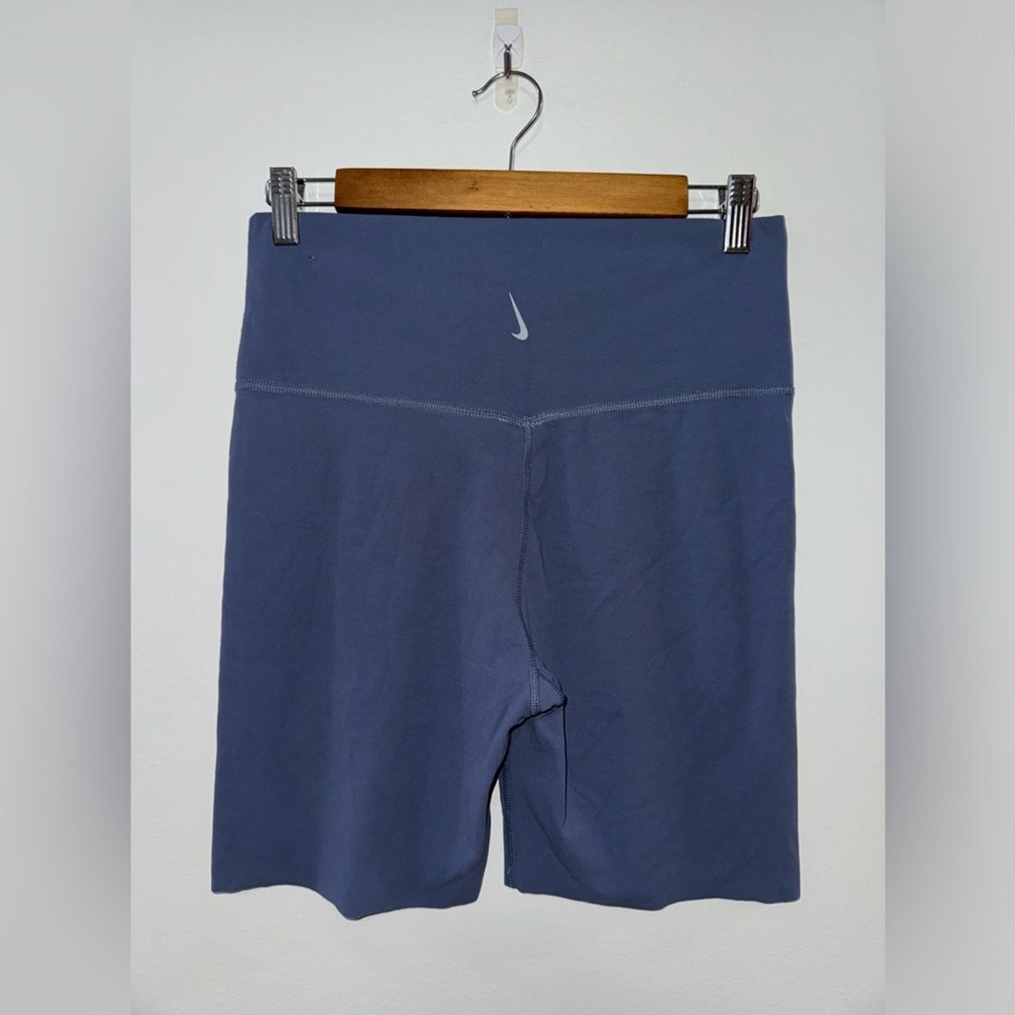 Pre-Owned LG Nike Yoga Dri-Fit Blue Biker Shorts