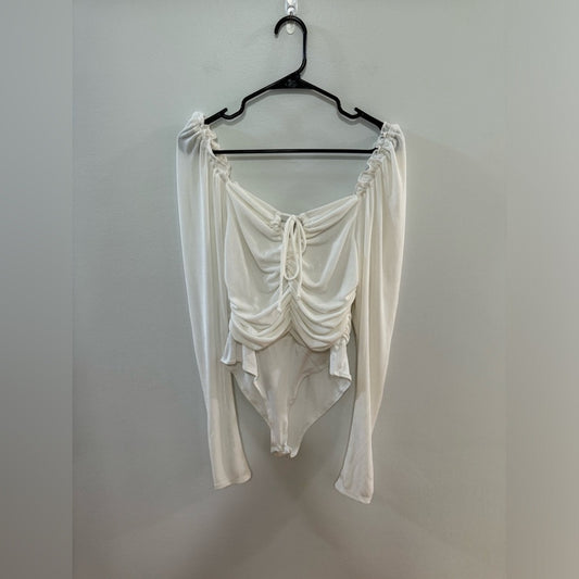 Pre-Owned MD White Birch White Ruffle Front Tie Bodysuit