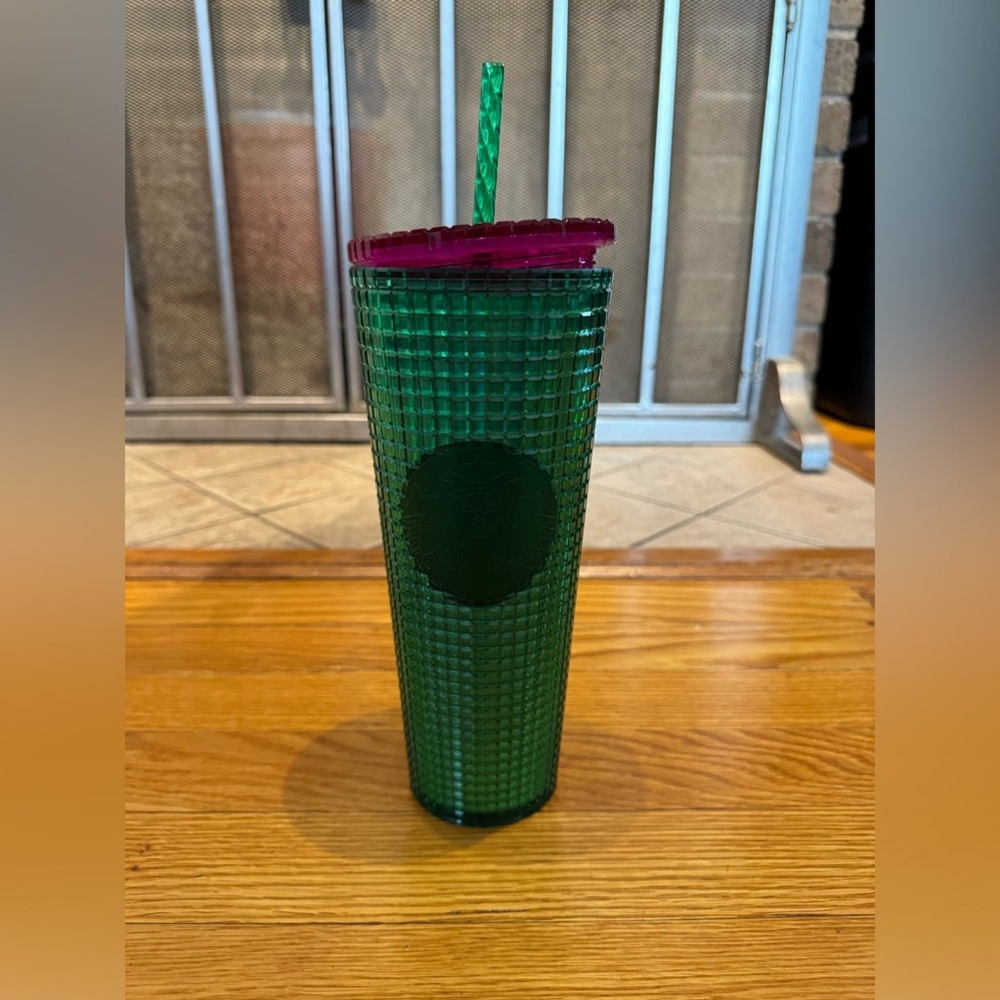 Pre-Owned Starbucks Spring 2023 Watermelon Green Grid Pink Lid Tumbler