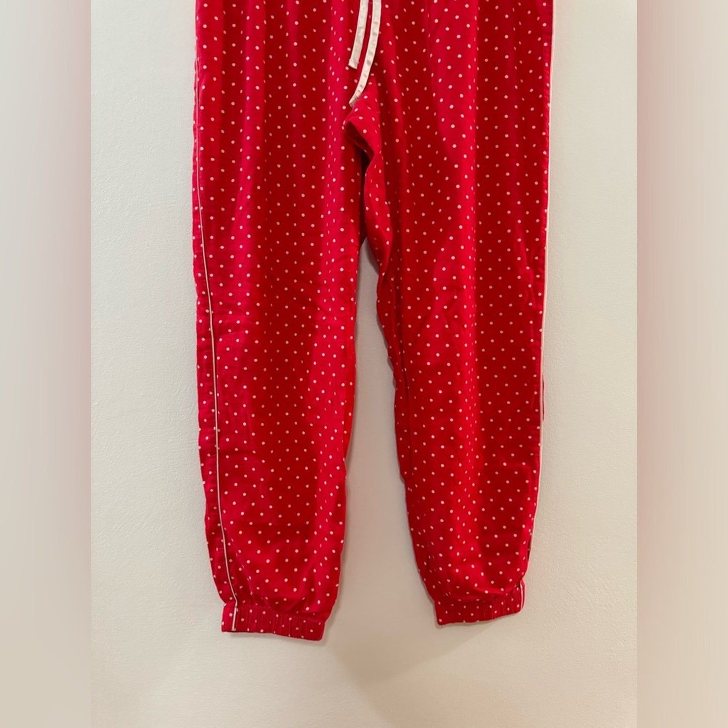 Pre-Owned MD Victoria’s Secret Red/White Polka Dot Sleep Pants