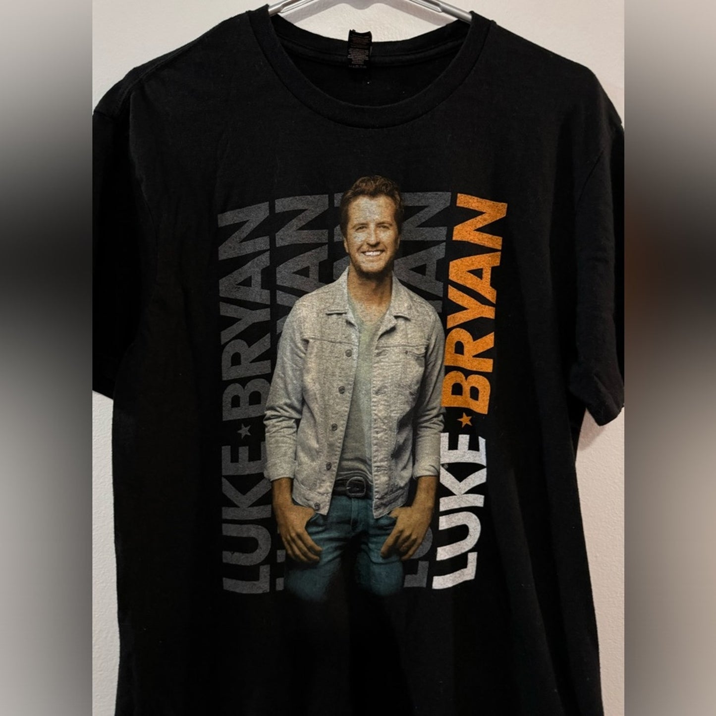 Pre-Owned MD Luke Bryan 2019 Tour Black T-Shirt