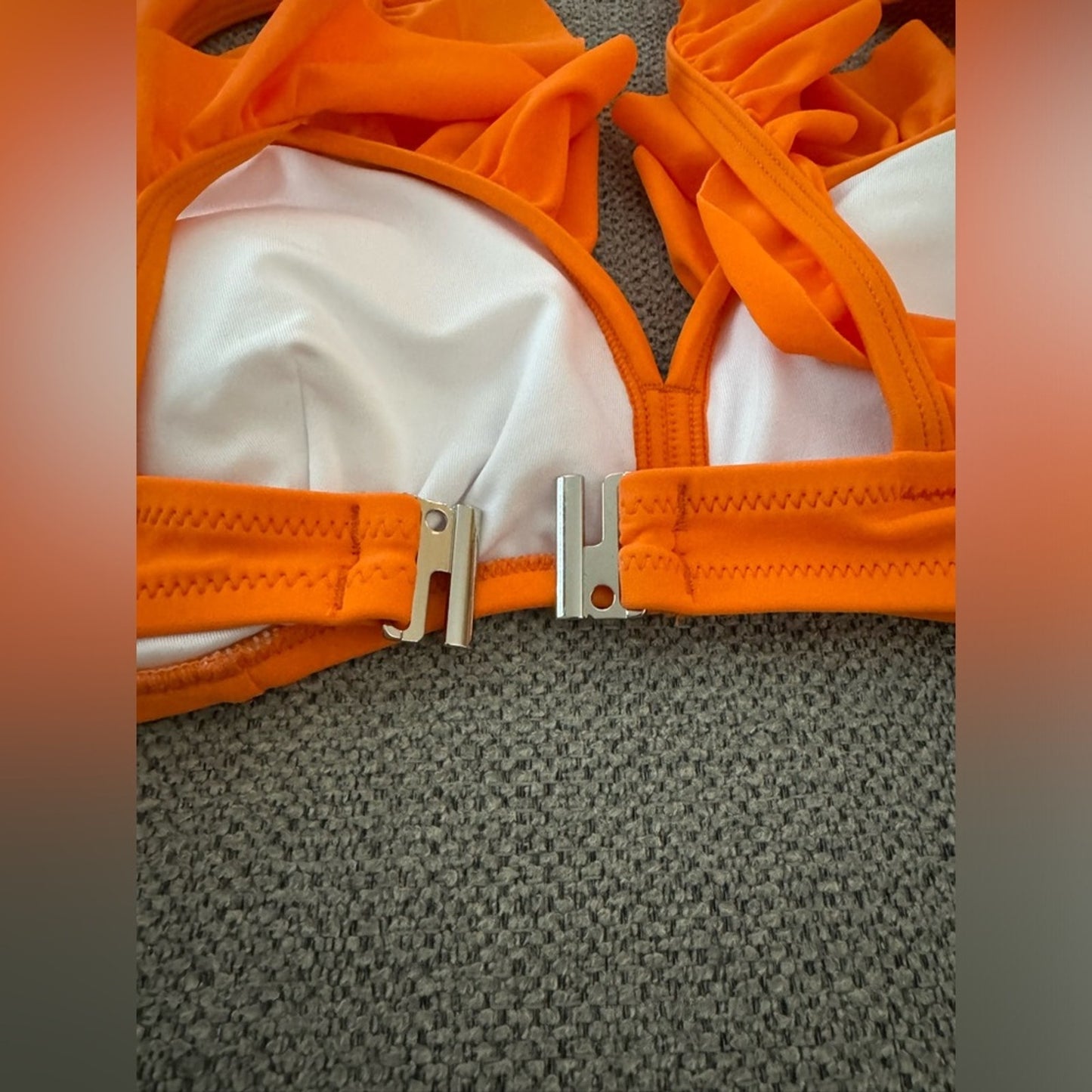 NWT LG Cupshe Orange Ruffle Silver Clasp Bikini Top
