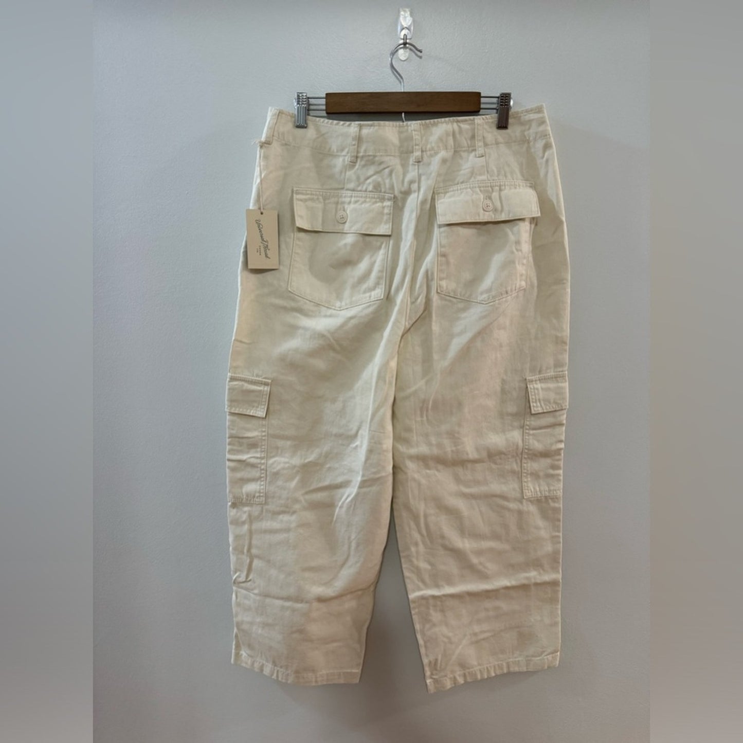 NWT Size 12 Universal Thread White Sand Cargo Pants