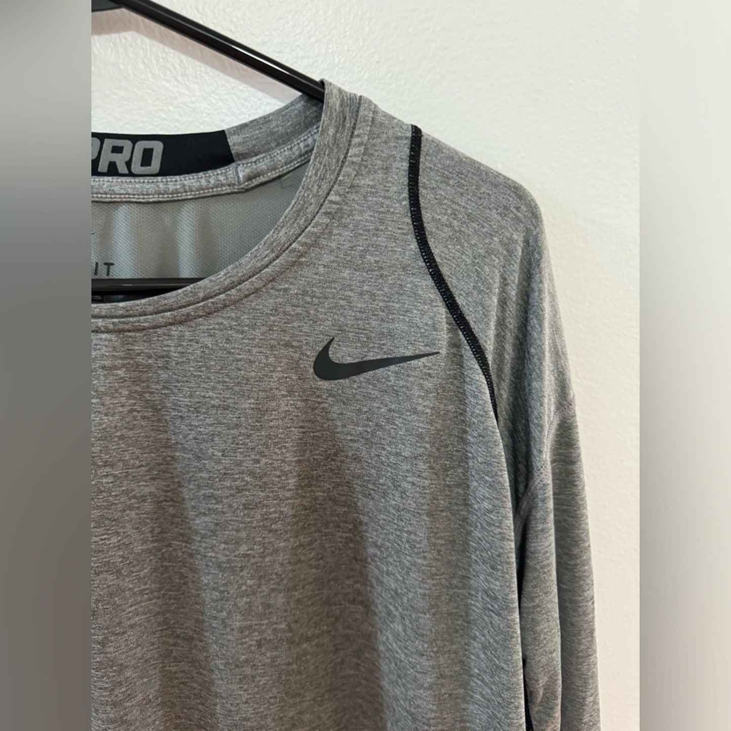 Pre-Owned XXL Nike Dri-Fit Grey Long Sleeve Shirt