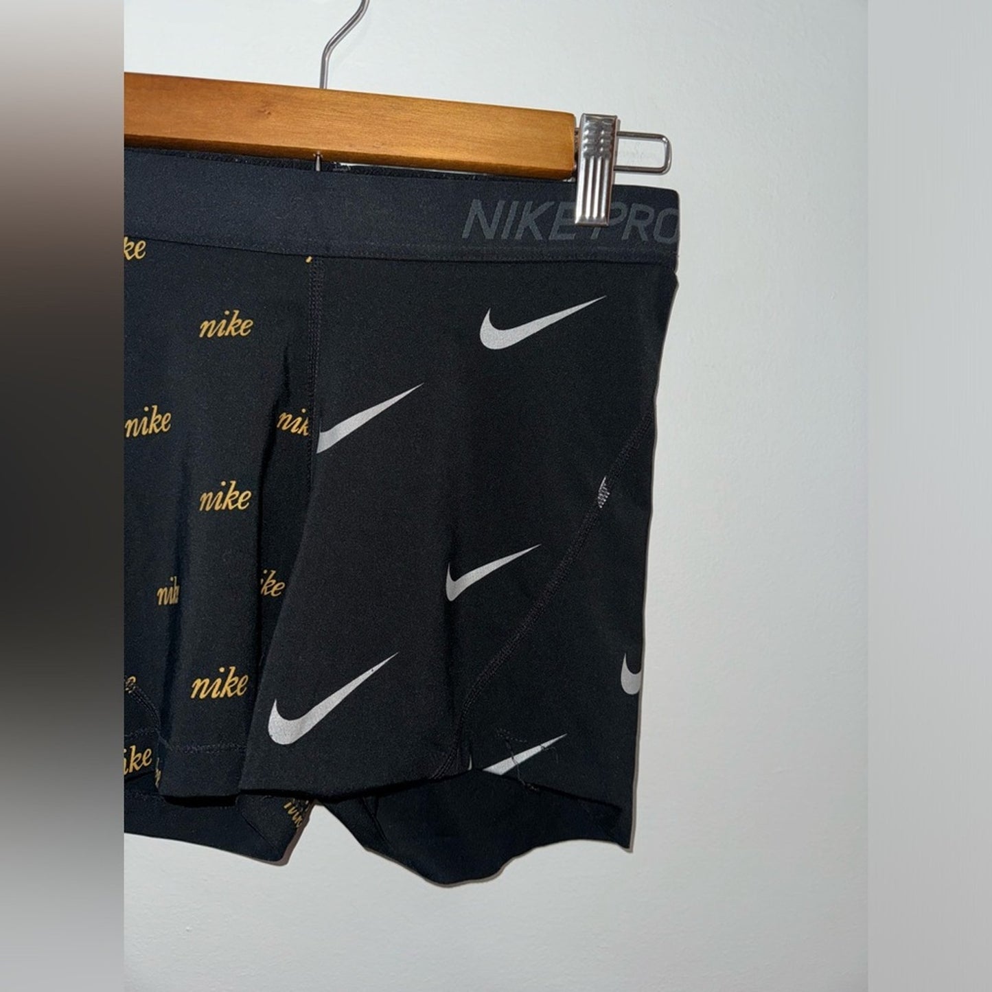 Pre-Owned MD Nike Dri-Fit Black Logo Shorts