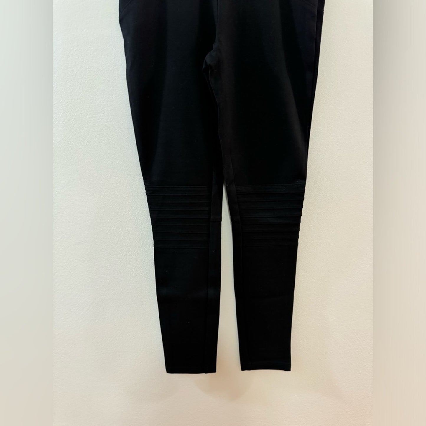 Pre-Owned SM Jules & Leopold Black Biker Style Pants