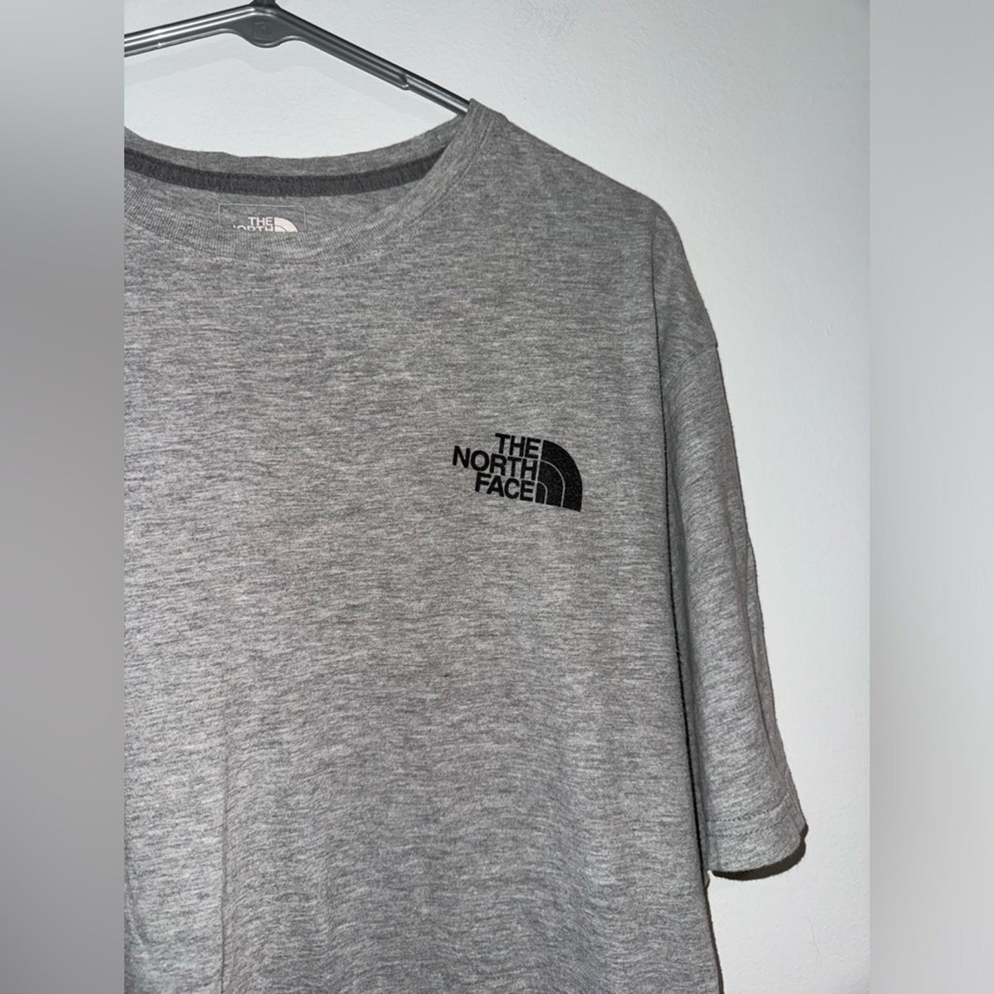 Pre-Owned XL The North Face Grey Logo T-Shirt