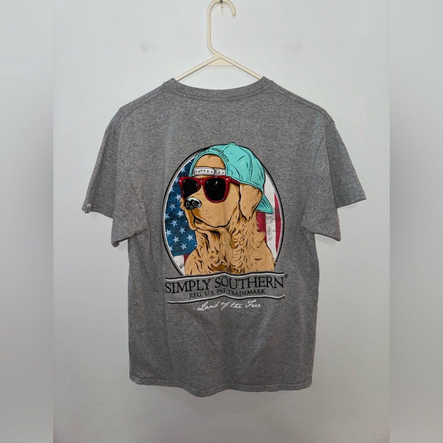 Pre-Owned MD Simply Southern Grey American Flag Dog Short Sleeve T-Shirt