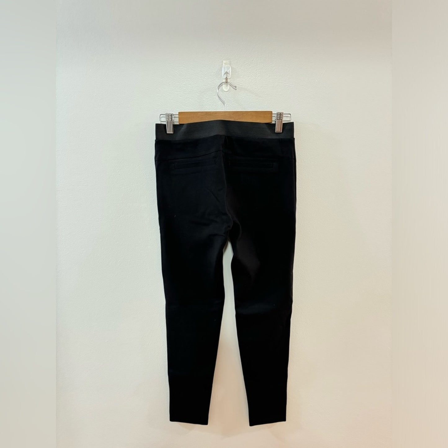 Pre-Owned Size 4 Petite Calvin Klein Black Pants