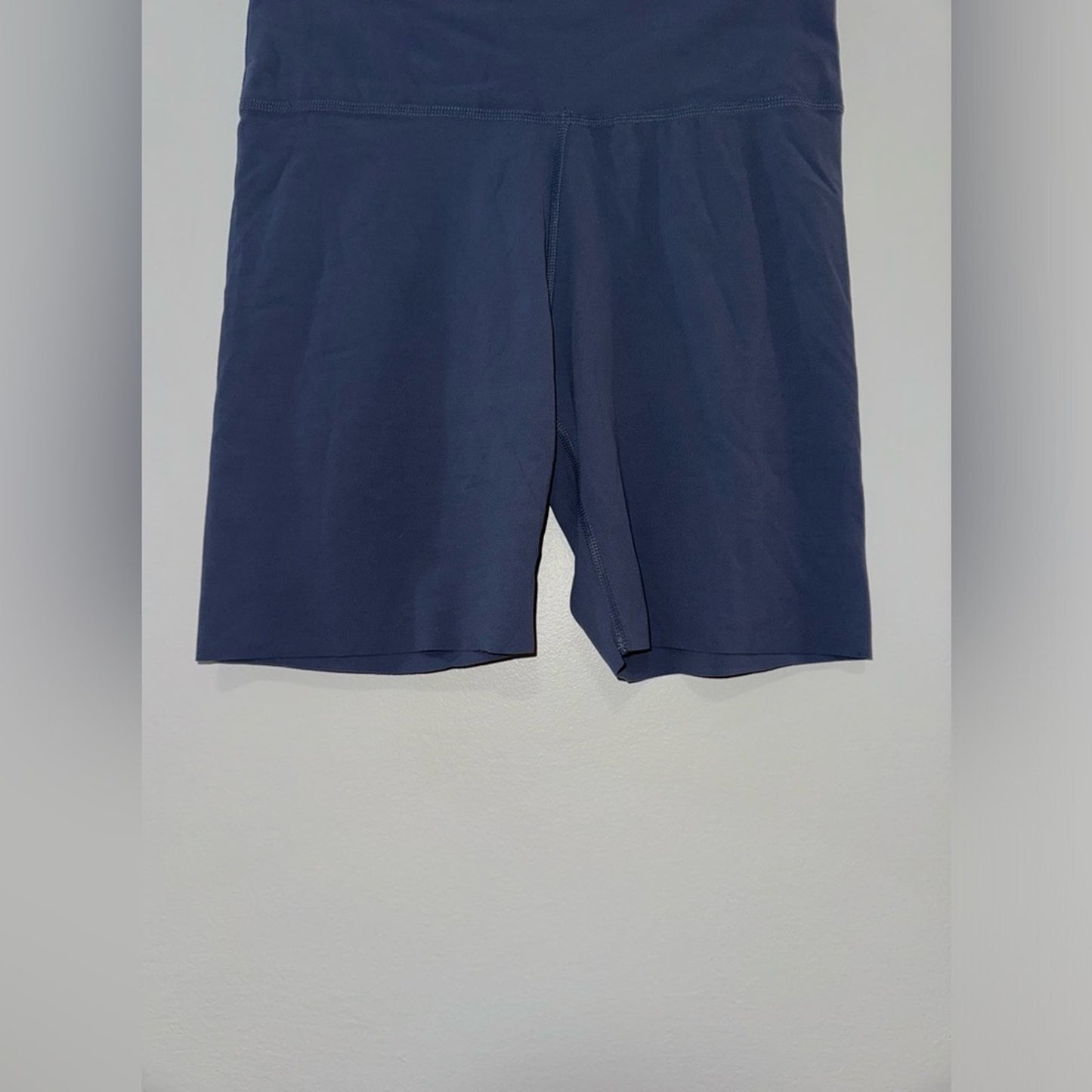 Pre-Owned LG Nike Yoga Dri-Fit Blue Biker Shorts