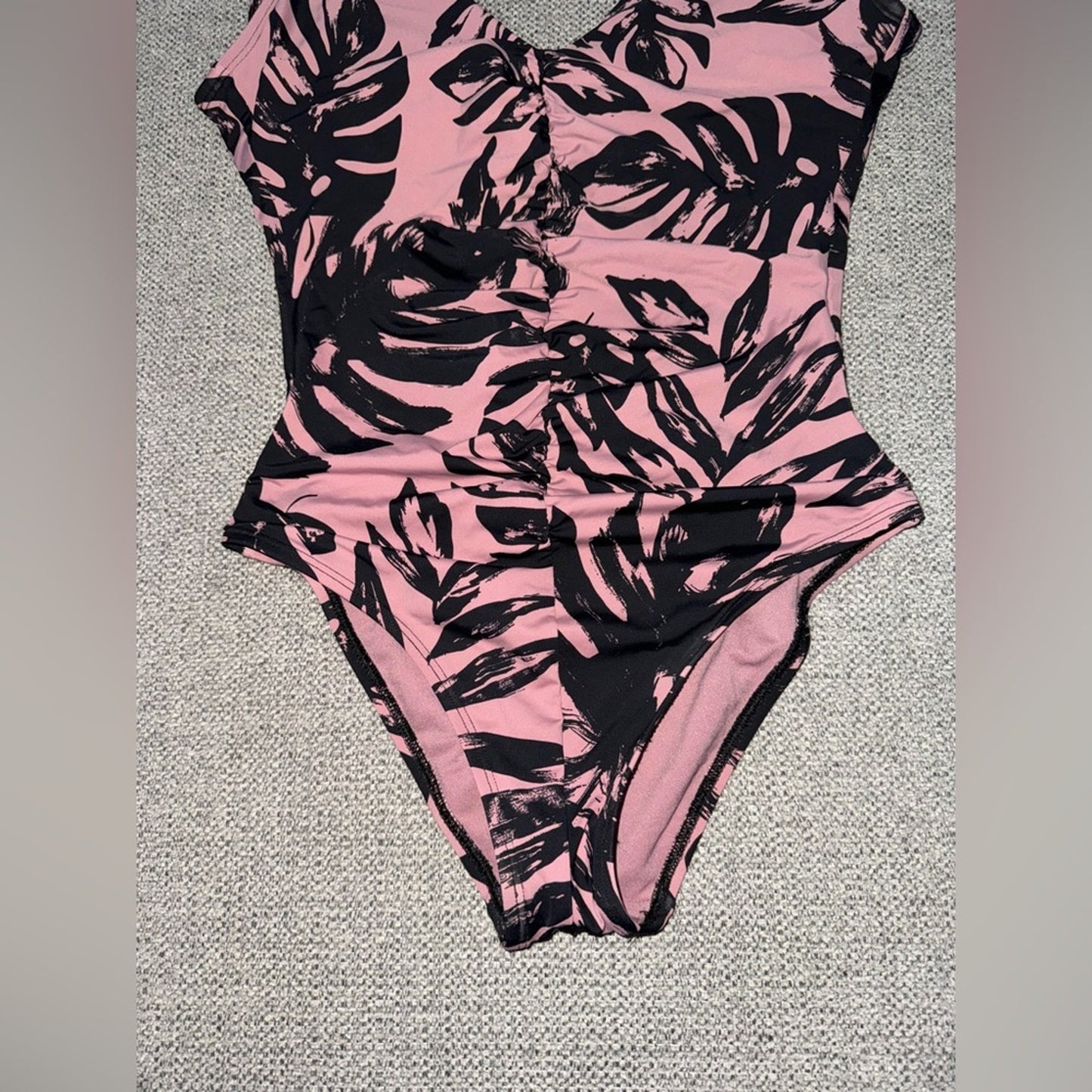 NWT MD Skye Pink and Black Palm Print One Piece Swimsuit