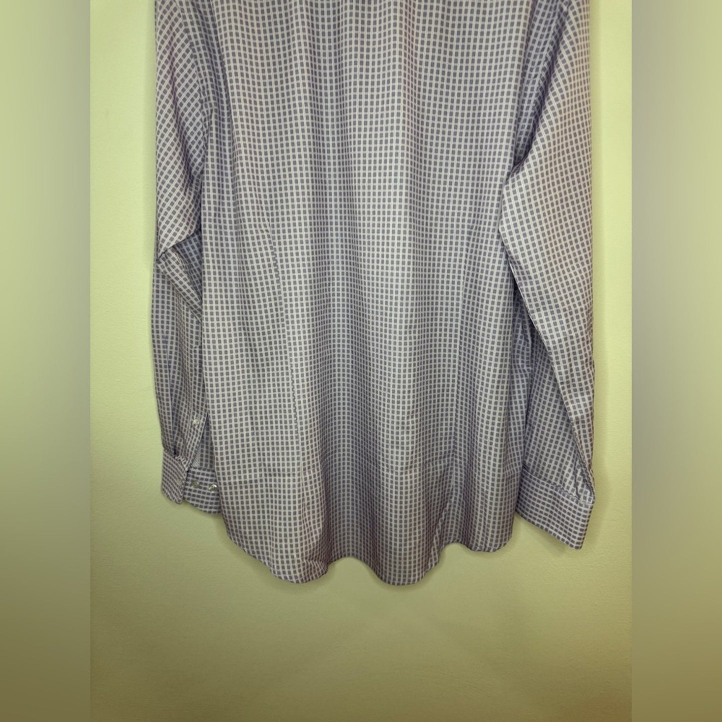 Pre-Owned XL Report Collection Purple Button Up Shirt