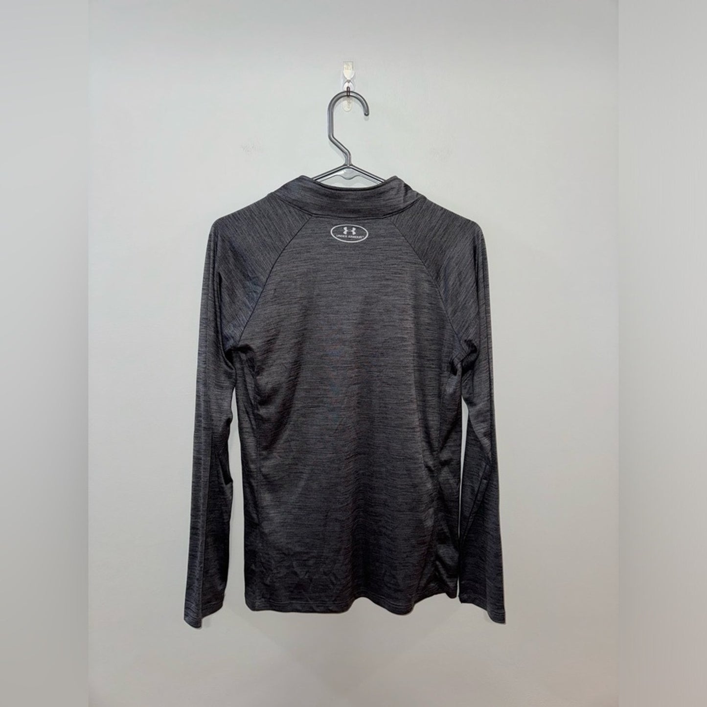 Pre-Owned MD Under Armour Grey Quarter Zip Long Sleeve Top