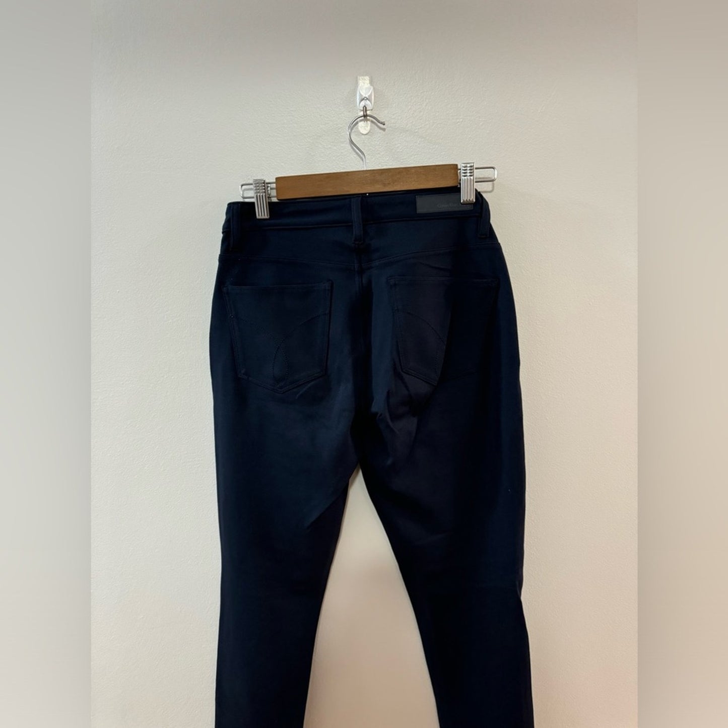 Pre-Owned Size 6 Calvin Klein Jeans Navy Blue Pants