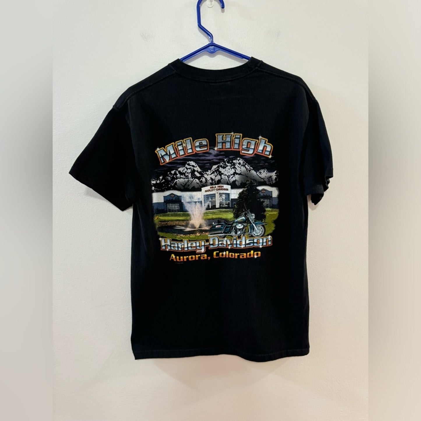 MD Harley Davidson Black Barbed wire Mile High Aurora, CO Short Sleeve Shirt