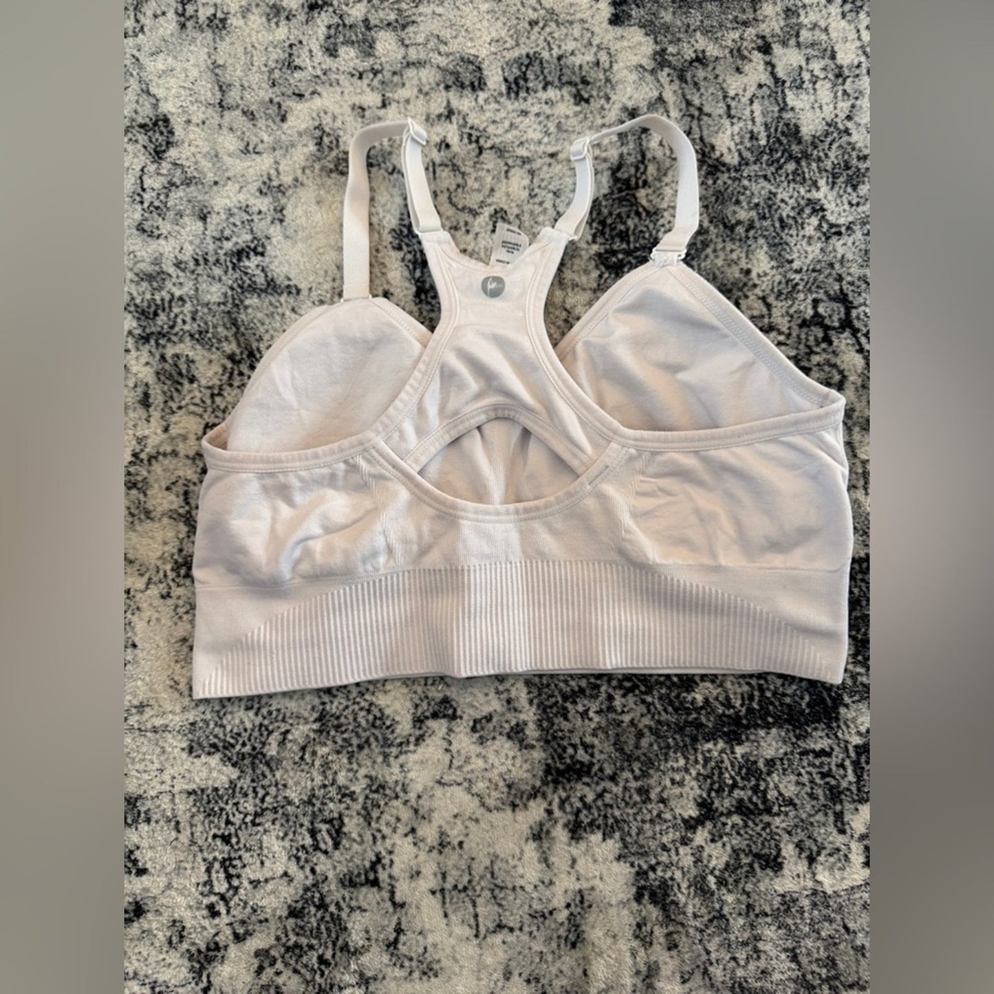 Pre-Owned LG 90 Degree White Sports Bra