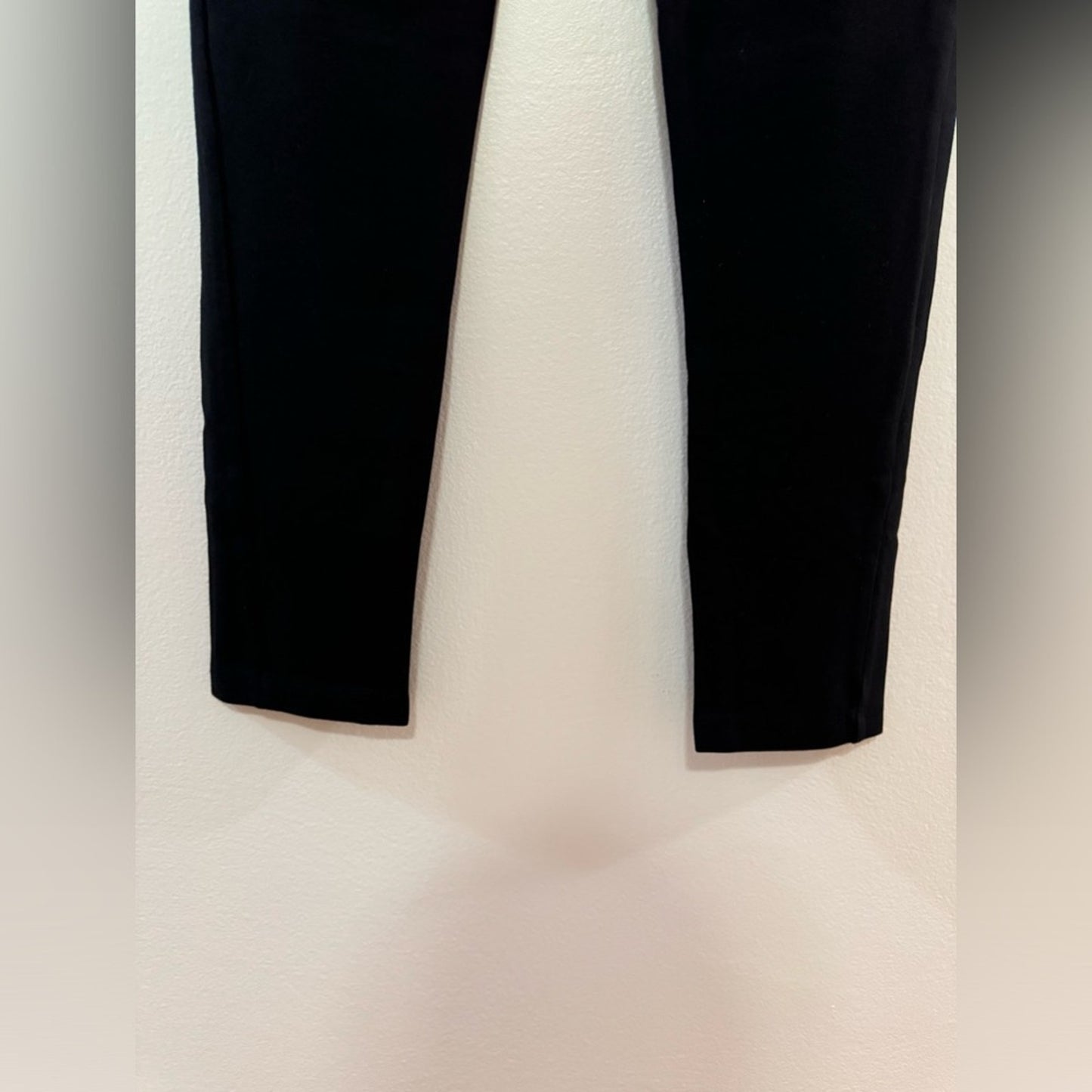 Pre-Owned SM Philosophy Black Leggings