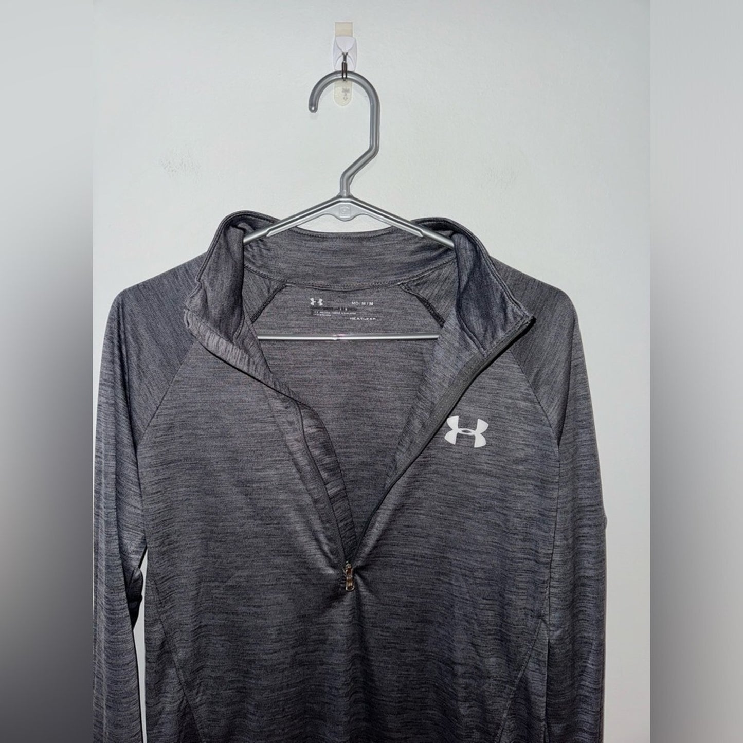 Pre-Owned MD Under Armour Grey Quarter Zip Long Sleeve Top