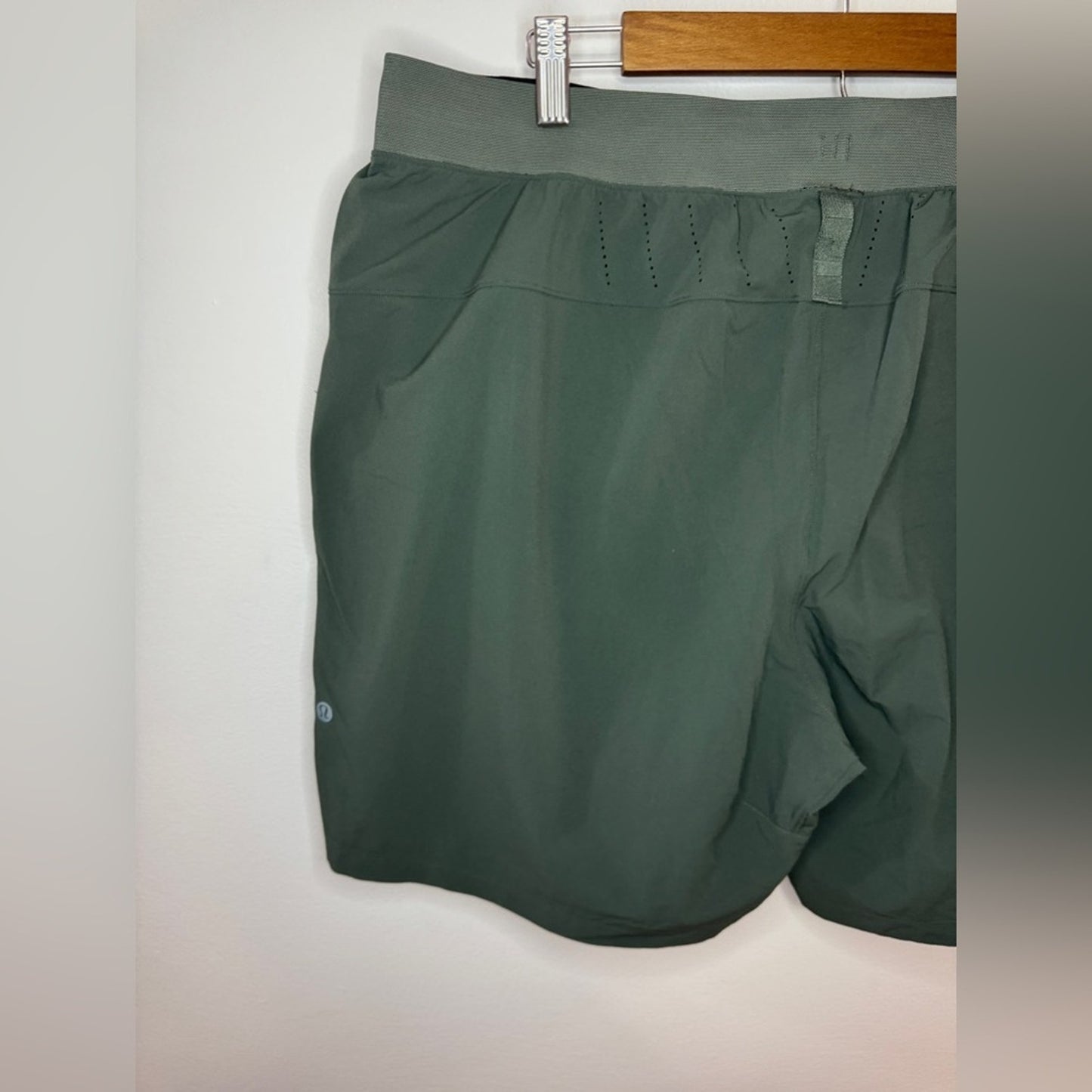 Pre-Owned XXL Lululemon License to Train 7” Inseam Lined Shorts in Smoked Spruce