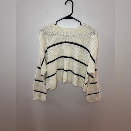 Pre-Owned MD Moon and Madison White Striped Knitted Cropped Oversized Sweaters